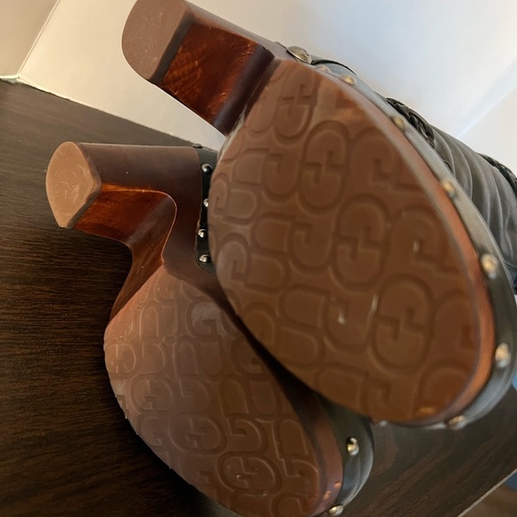 UGG WOMENS SHERPA LINED LEATHER BOOT SIZE 7 WORN ONCE - Picture 9 of 10